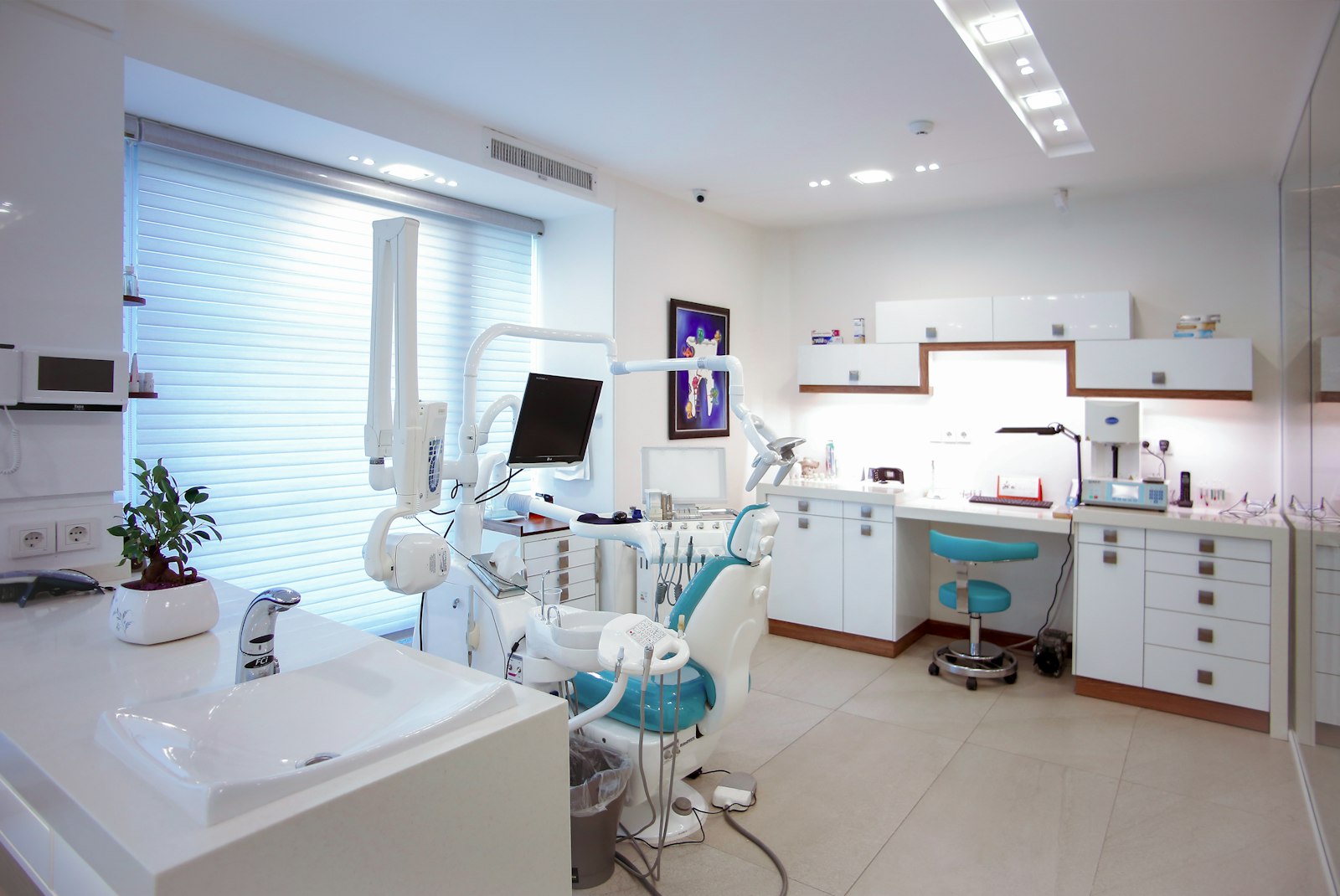 A bright, modern dental treatment room